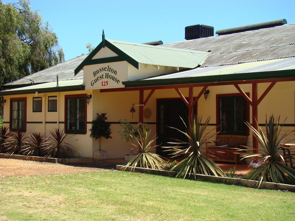 Busselton Guest House Bagian luar foto