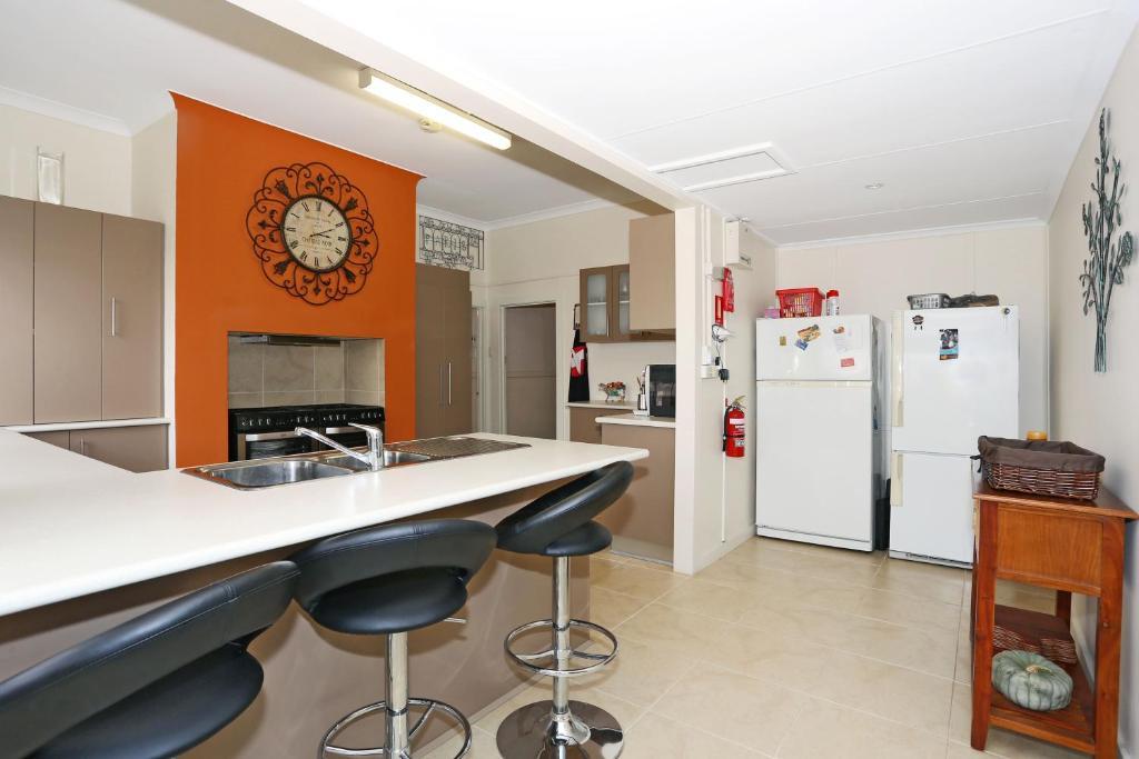Busselton Guest House Bagian luar foto